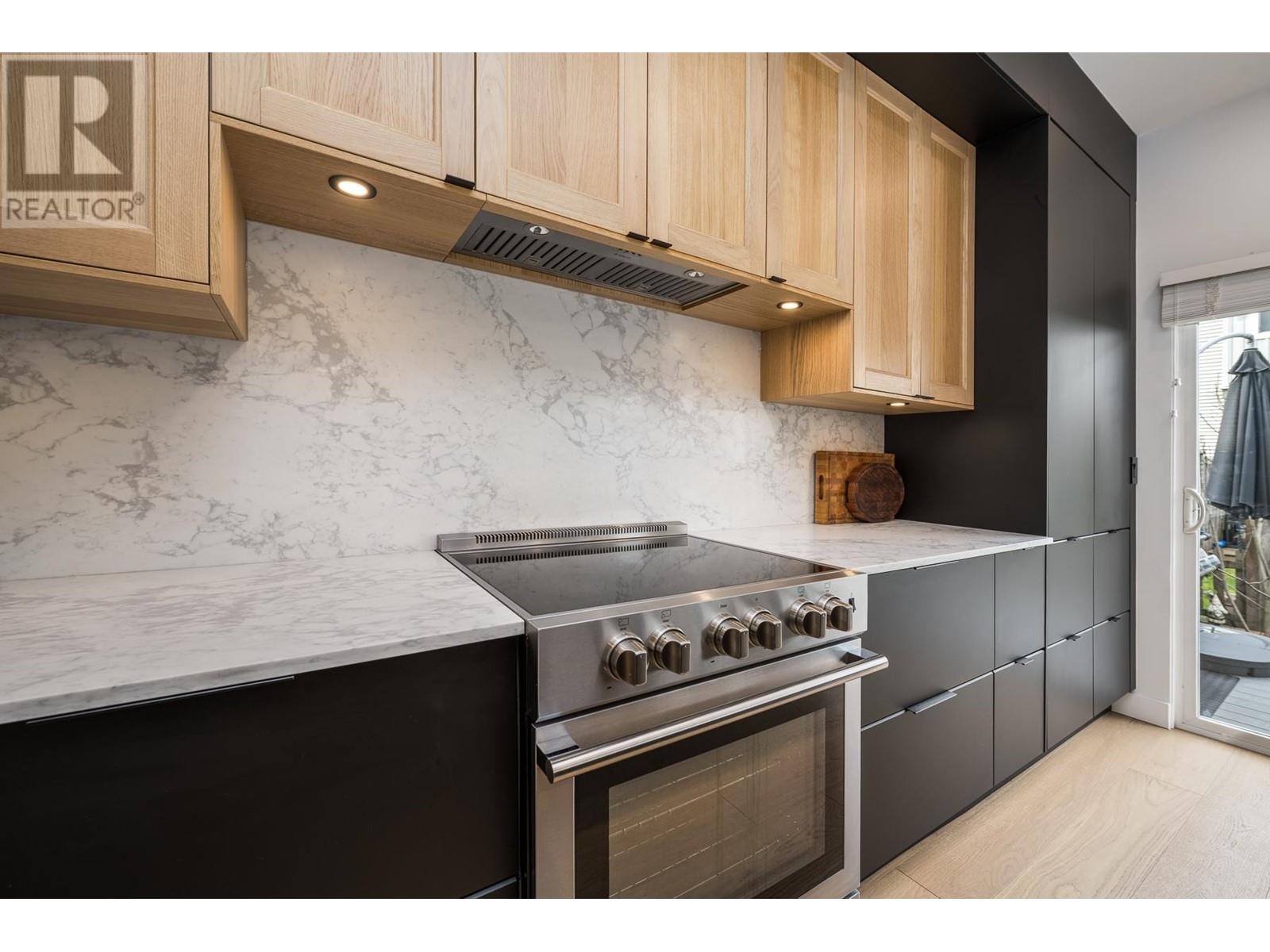 143 1055 Riverwood Gate, Port Coquitlam, British Columbia  V3B 8C3 - Photo 8 - R2986632