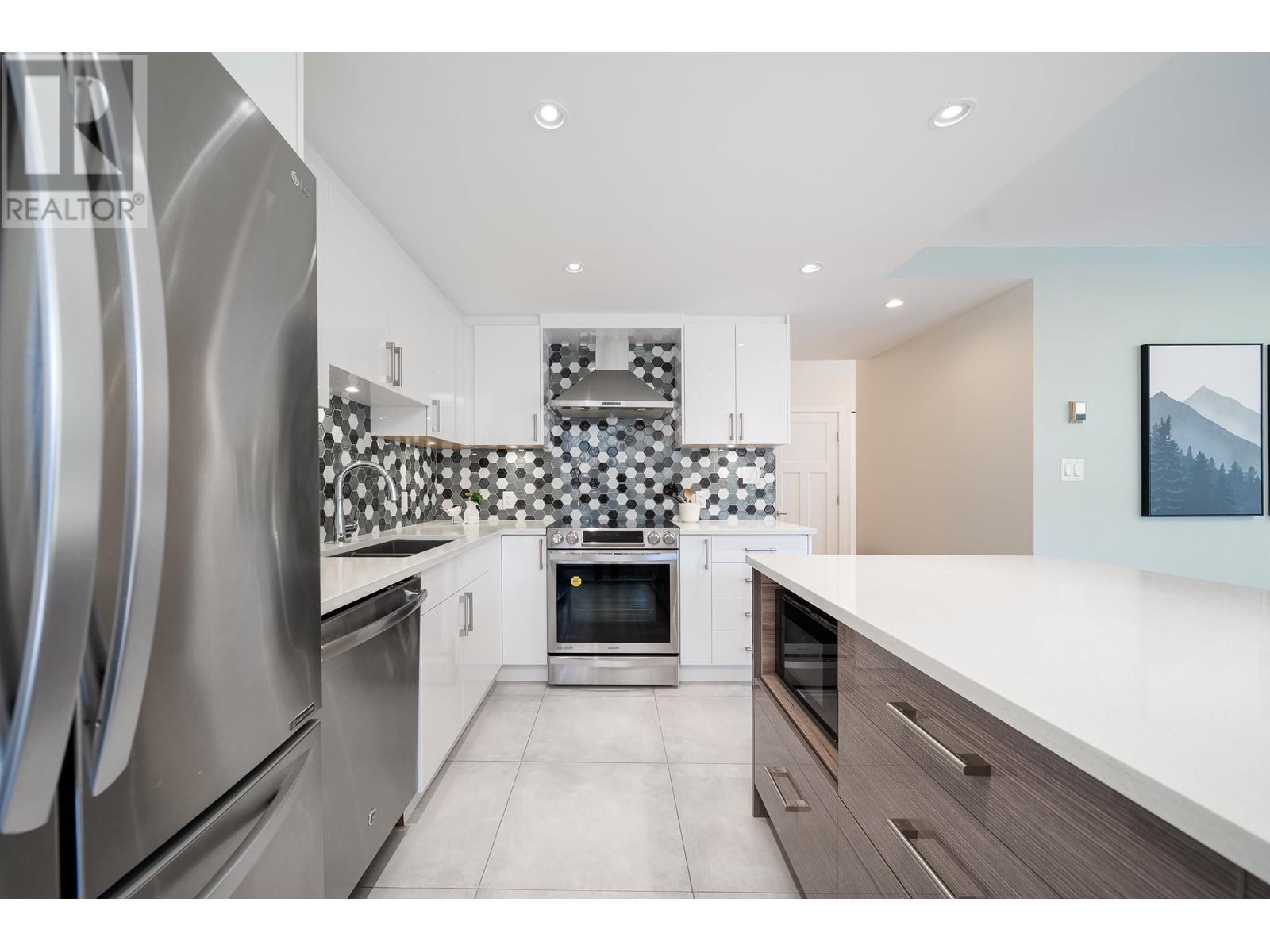 217 518 Moberly Road, Vancouver, British Columbia  V5Z 4G3 - Photo 13 - R2986633