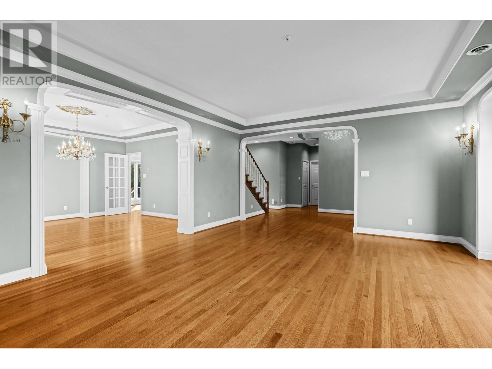 Property at 2588 W 34TH AVENUE image 4
