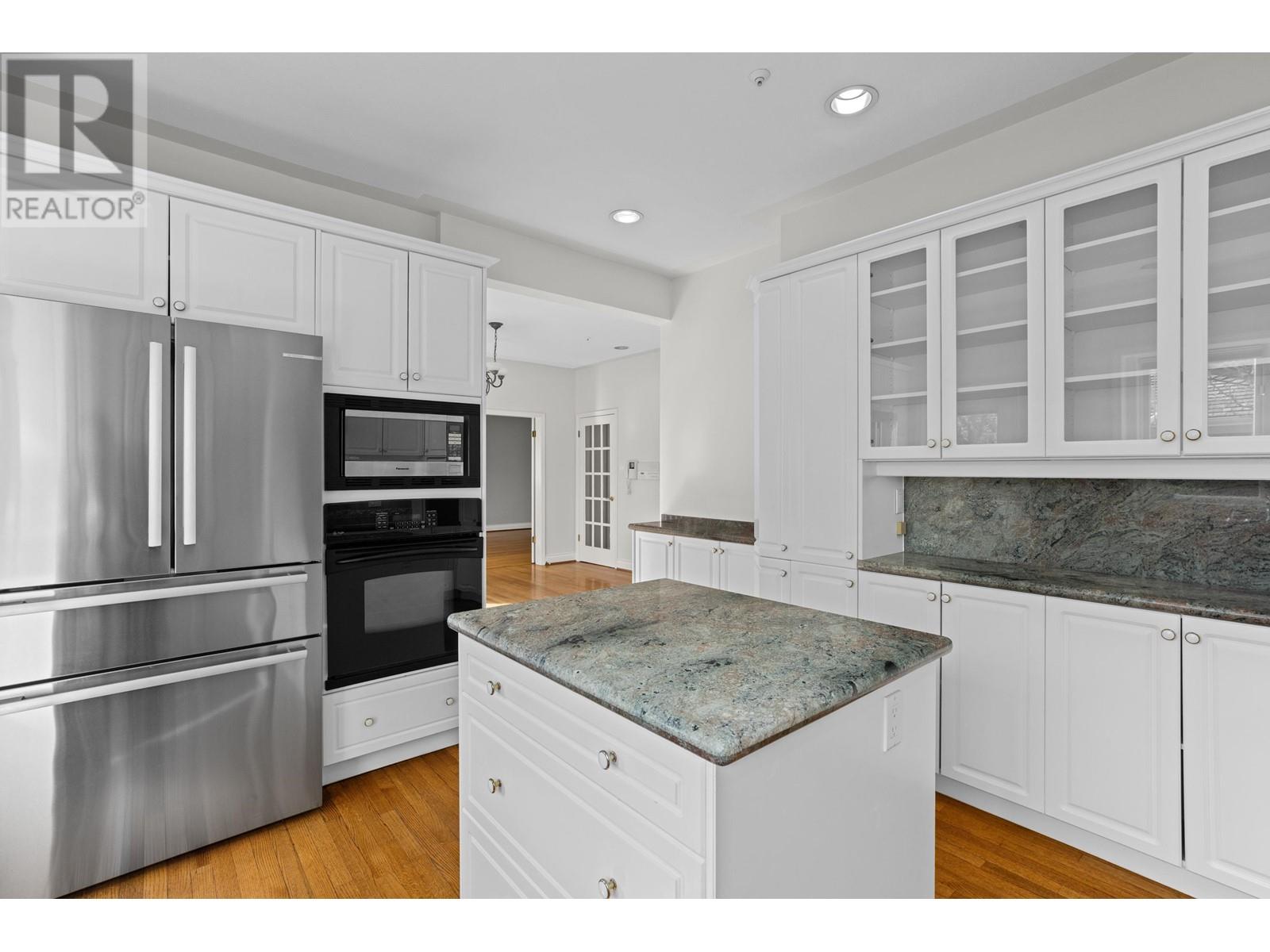 2588 W 34th Avenue, Vancouver, British Columbia  V6N 2J2 - Photo 8 - R2986637
