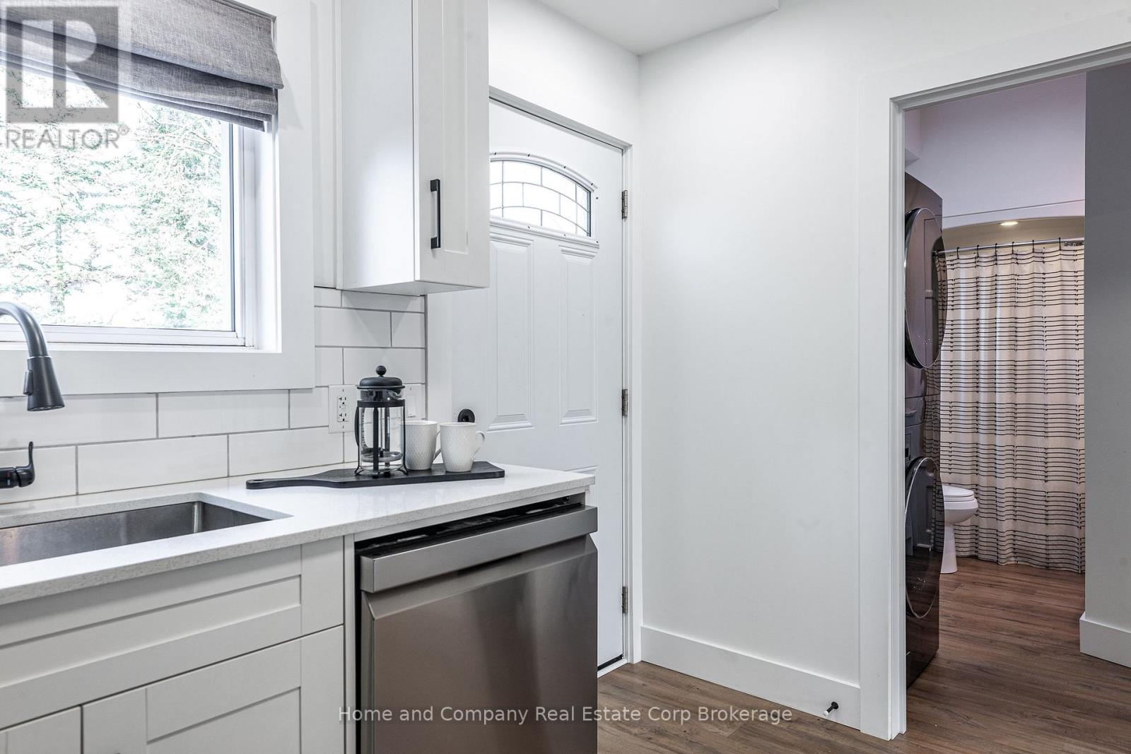 128 Bay Street, Stratford, Ontario  N5A 4K9 - Photo 20 - X12066153