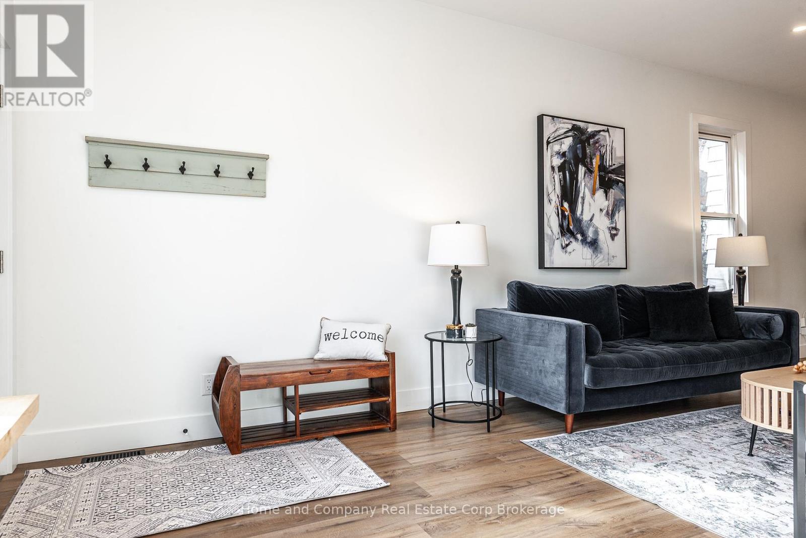 128 Bay Street, Stratford, Ontario  N5A 4K9 - Photo 4 - X12066153