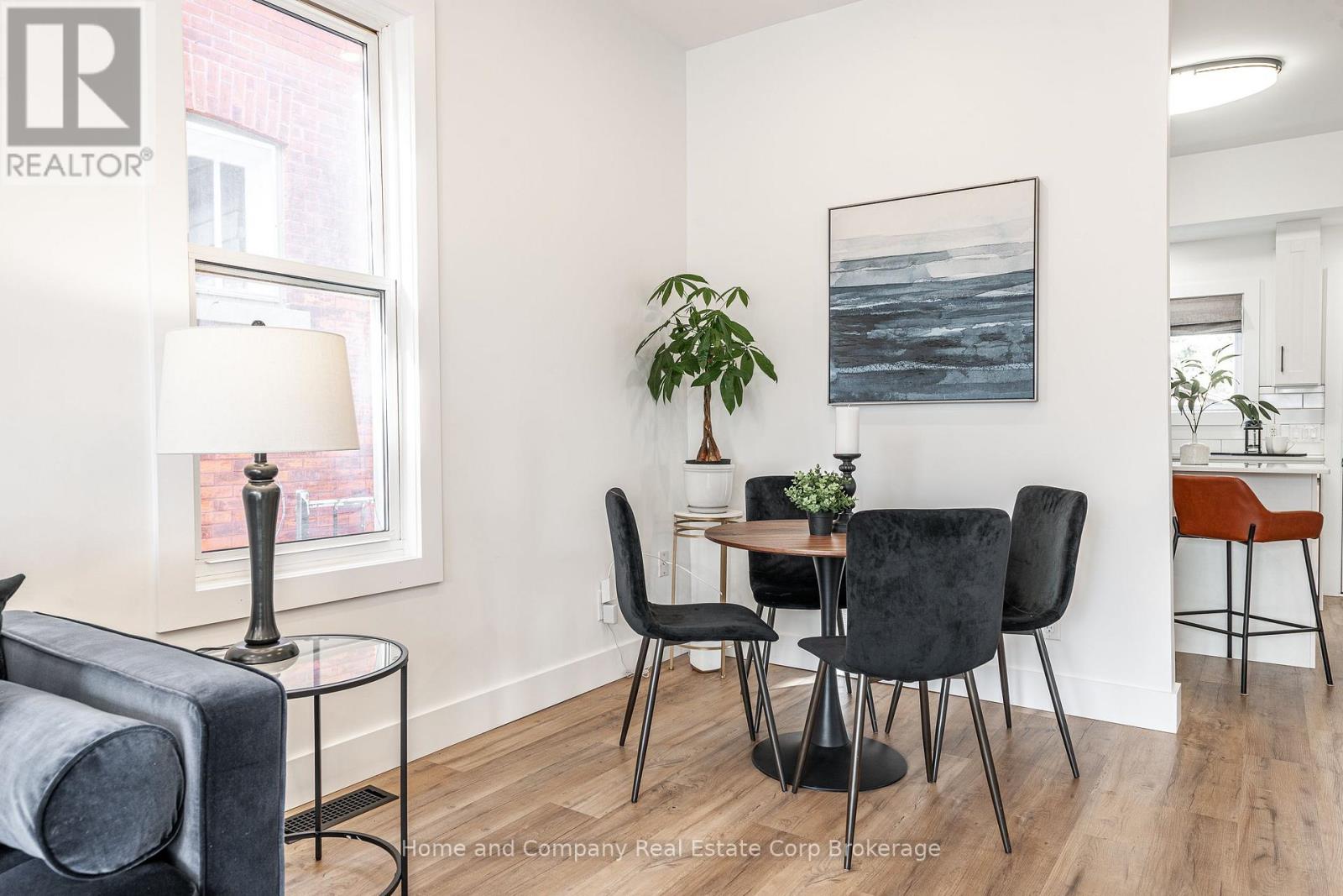 128 Bay Street, Stratford, Ontario  N5A 4K9 - Photo 7 - X12066153