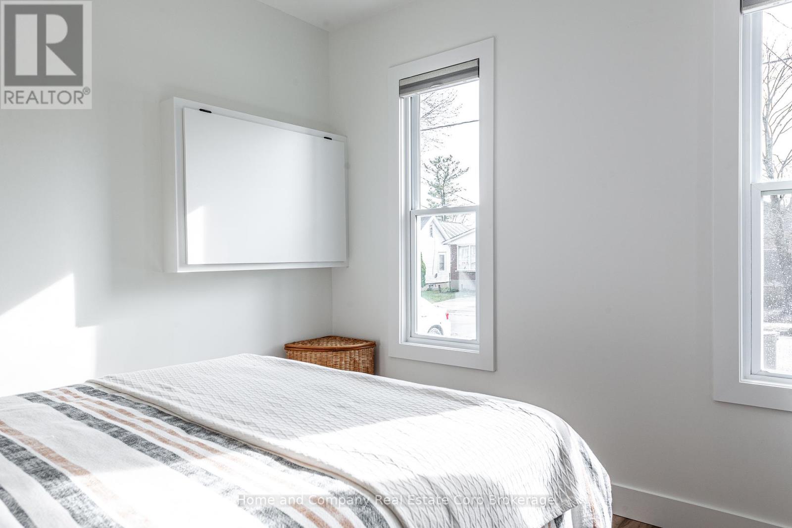 128 Bay Street, Stratford, Ontario  N5A 4K9 - Photo 9 - X12066153
