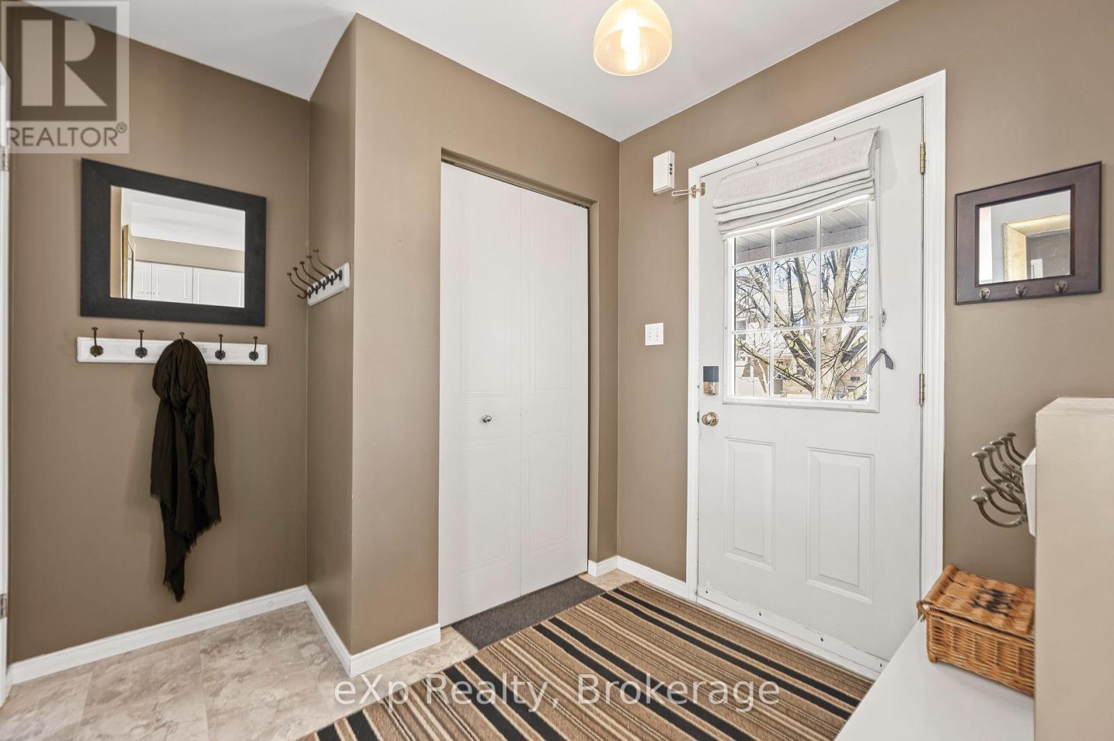 79 - 240 London Road W, Guelph, Ontario  N1H 8N8 - Photo 4 - X12066204