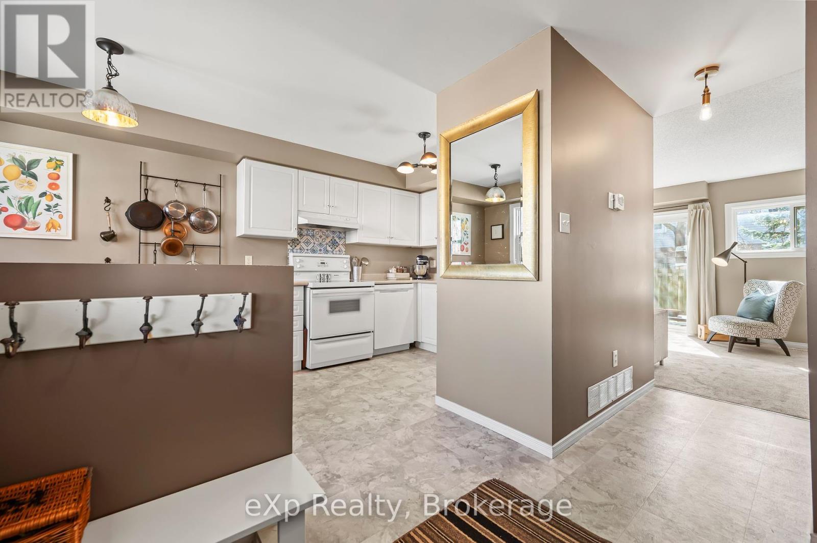 79 - 240 London Road W, Guelph, Ontario  N1H 8N8 - Photo 6 - X12066204