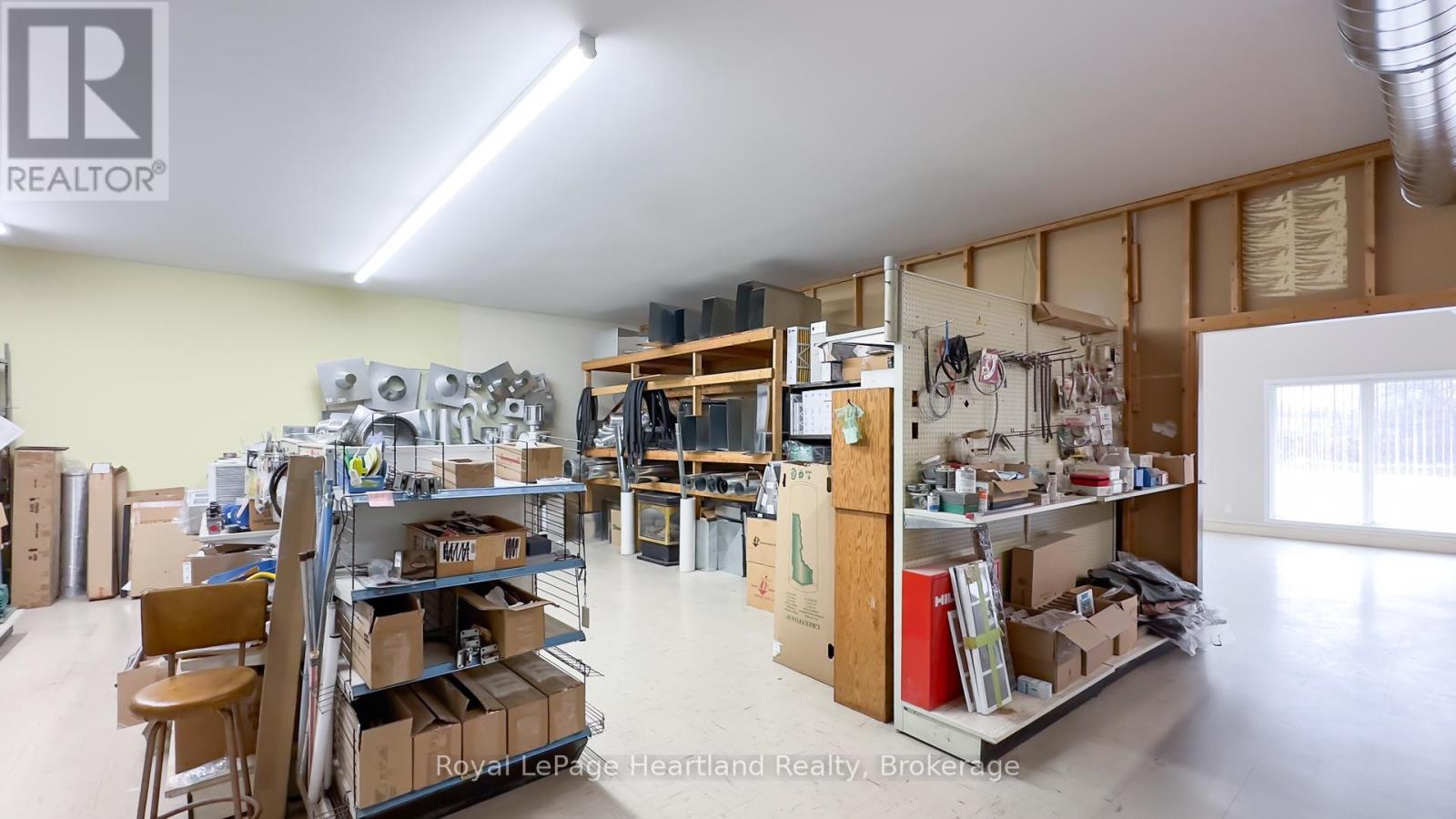 262 Bayfield Road, Central Huron, Ontario  N0M 1L0 - Photo 11 - X12066233