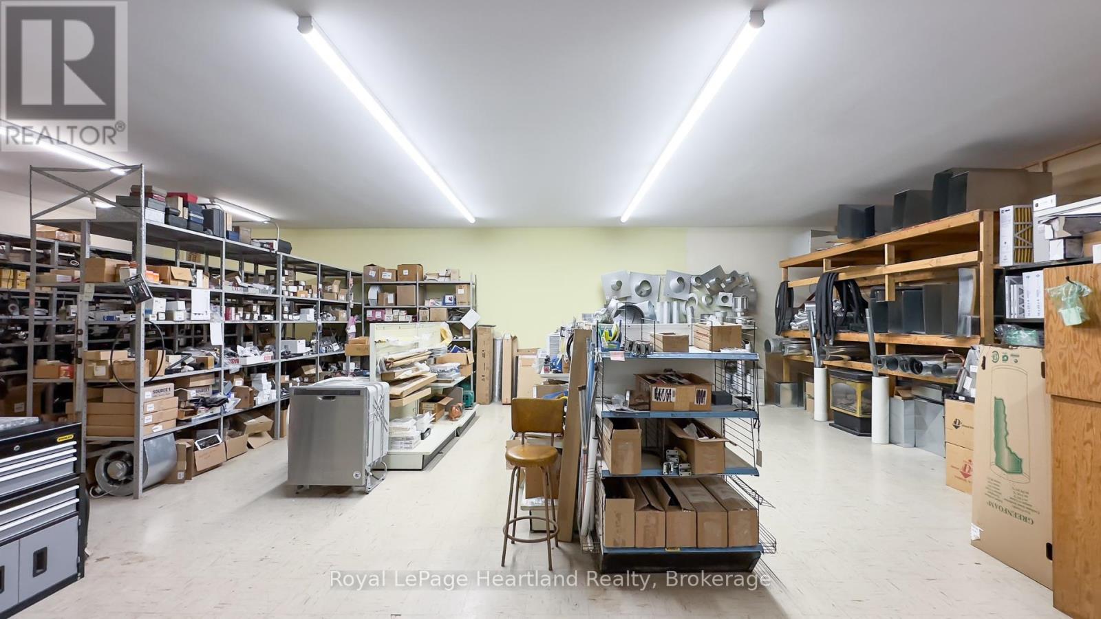 262 Bayfield Road, Central Huron, Ontario  N0M 1L0 - Photo 12 - X12066233