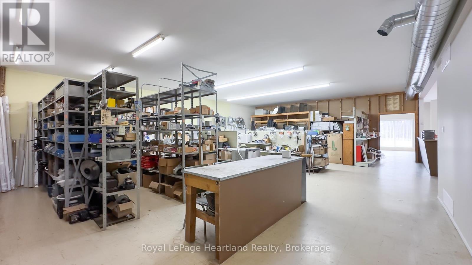 262 Bayfield Road, Central Huron, Ontario  N0M 1L0 - Photo 15 - X12066233