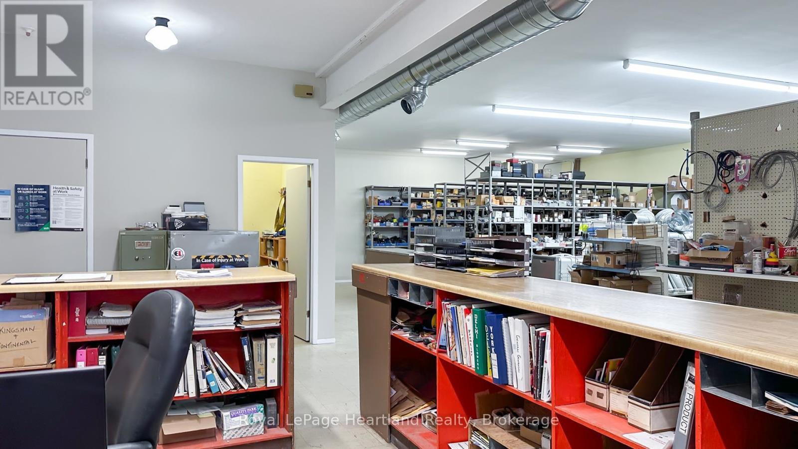 262 Bayfield Road, Central Huron, Ontario  N0M 1L0 - Photo 2 - X12066233