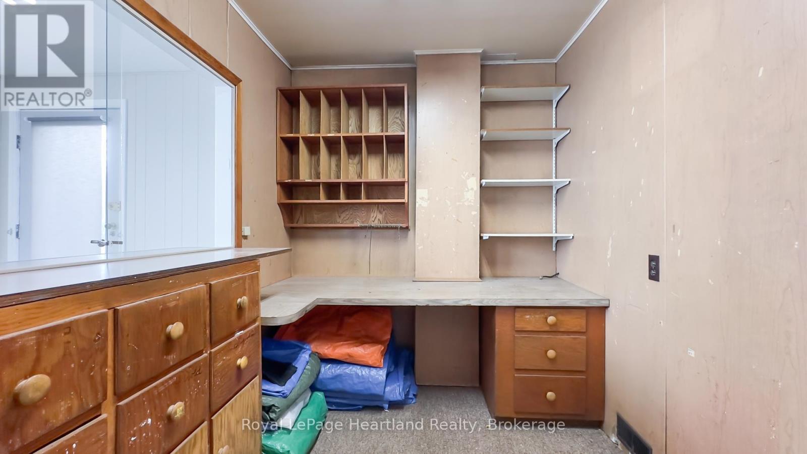 262 Bayfield Road, Central Huron, Ontario  N0M 1L0 - Photo 35 - X12066233