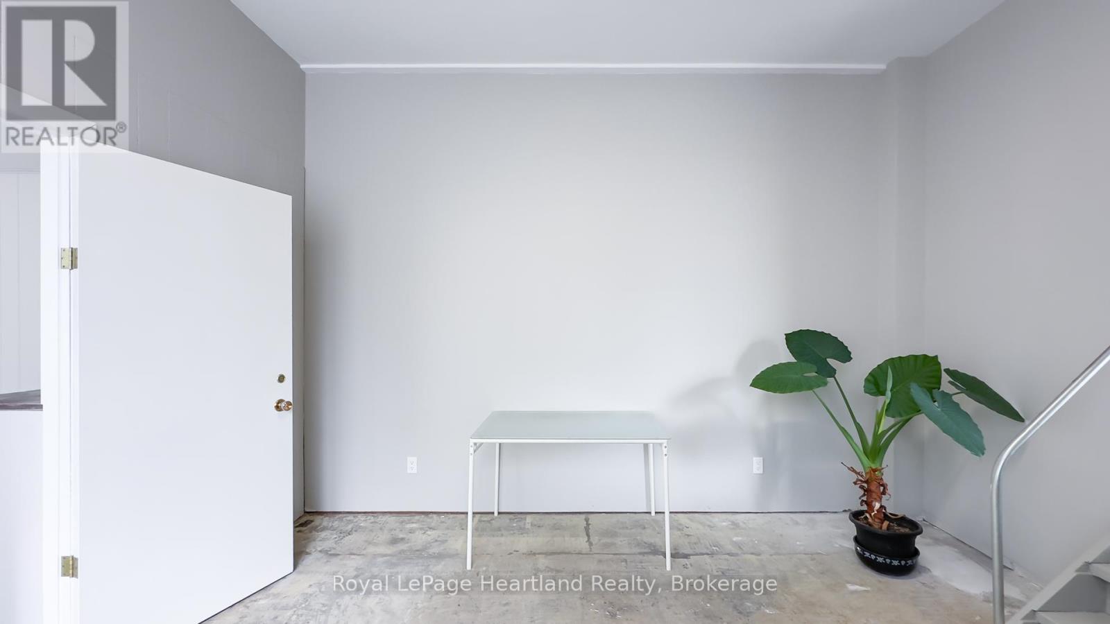 262 Bayfield Road, Central Huron, Ontario  N0M 1L0 - Photo 40 - X12066233