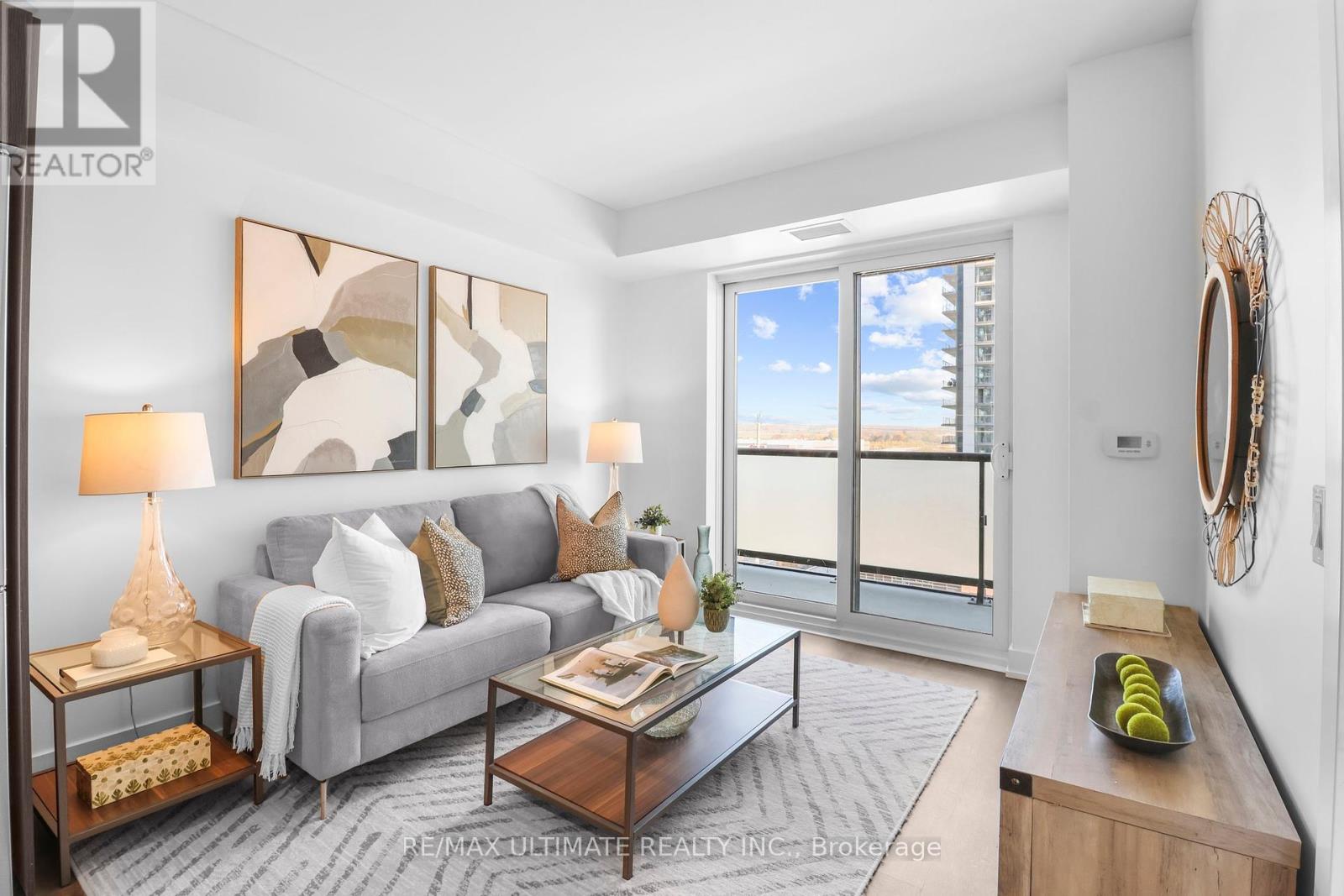 Property at 611 - 2550 SIMCOE STREET N image 4