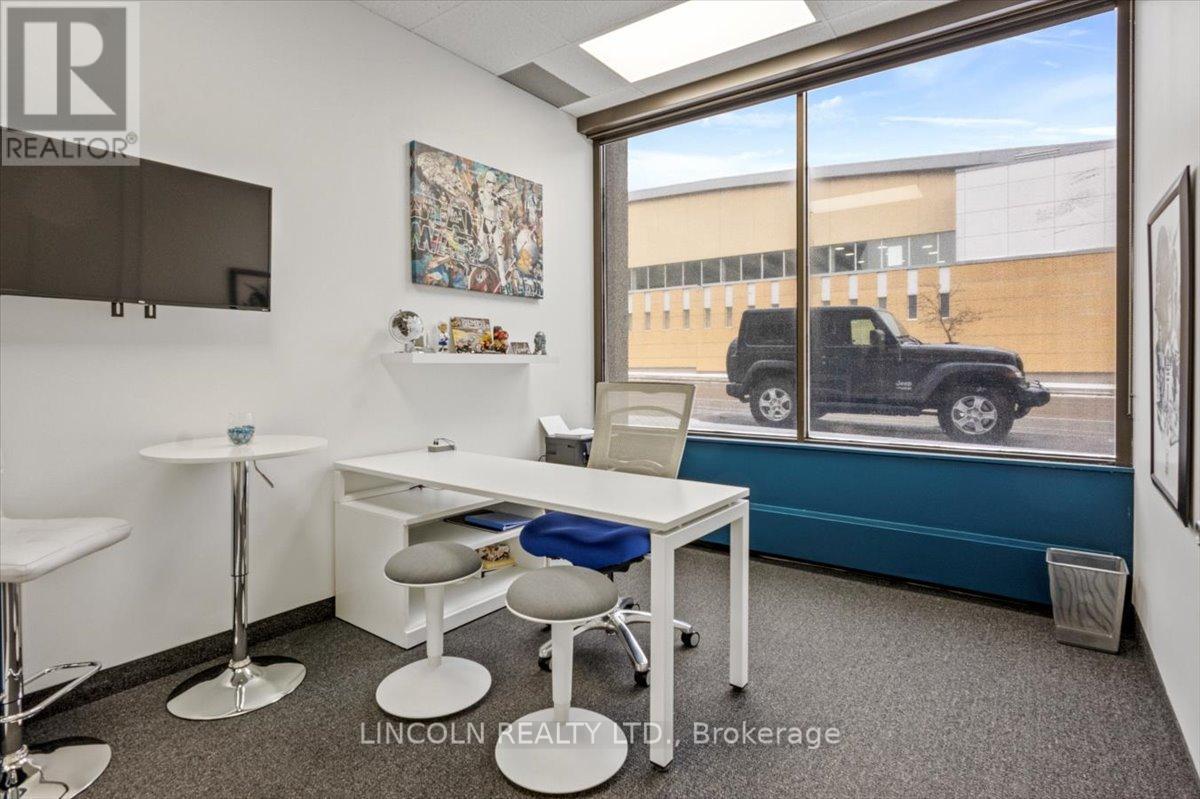 113 - 50 Richmond Street E, Oshawa, Ontario  L1G 7C7 - Photo 24 - E12066247