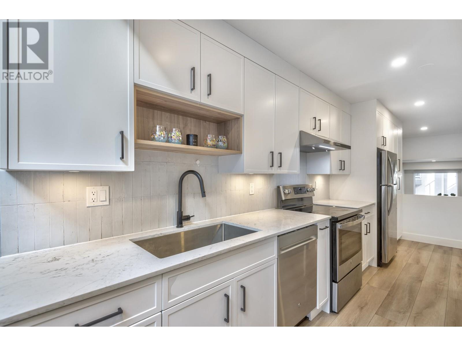 205 1166 W 6th Avenue, Vancouver, British Columbia  V6H 1A4 - Photo 10 - R2983540