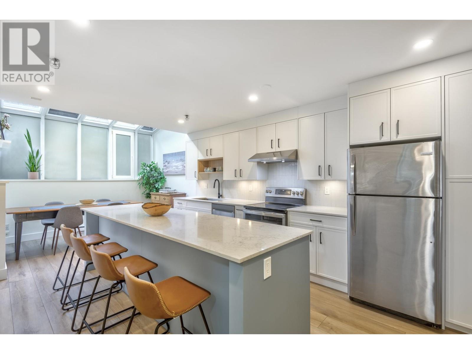 205 1166 W 6th Avenue, Vancouver, British Columbia  V6H 1A4 - Photo 4 - R2983540