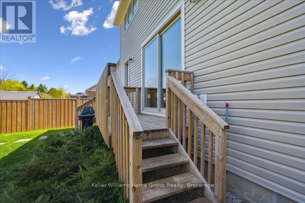 136 Harpin Way E, Centre Wellington, Ontario  N1M 0G9 - Photo 40 - X12056652