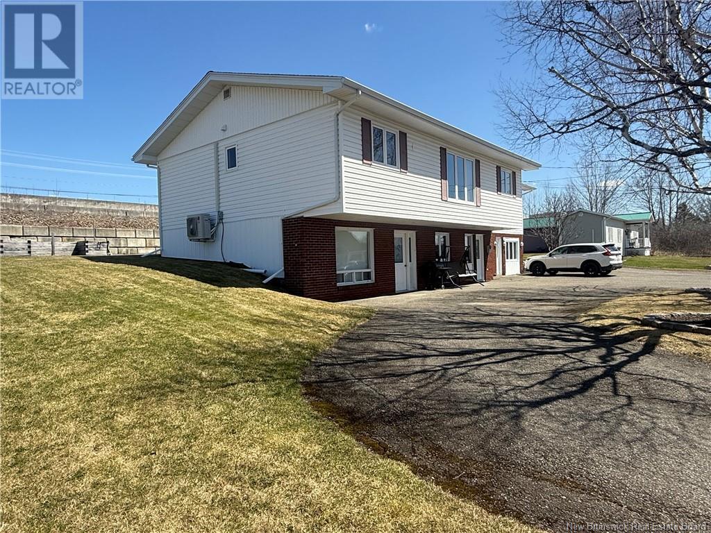 34 Dominique Street, Grand Falls, New Brunswick  E3Y 1A2 - Photo 3 - NB115654