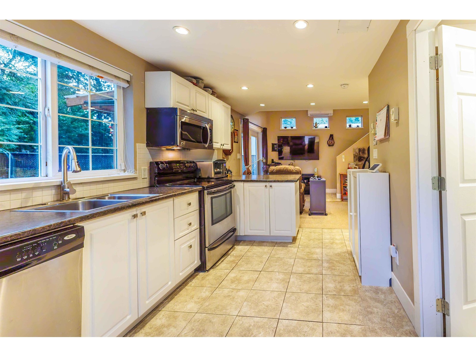 19153 87a Avenue, Surrey, British Columbia  V4N 6E4 - Photo 34 - R2975910