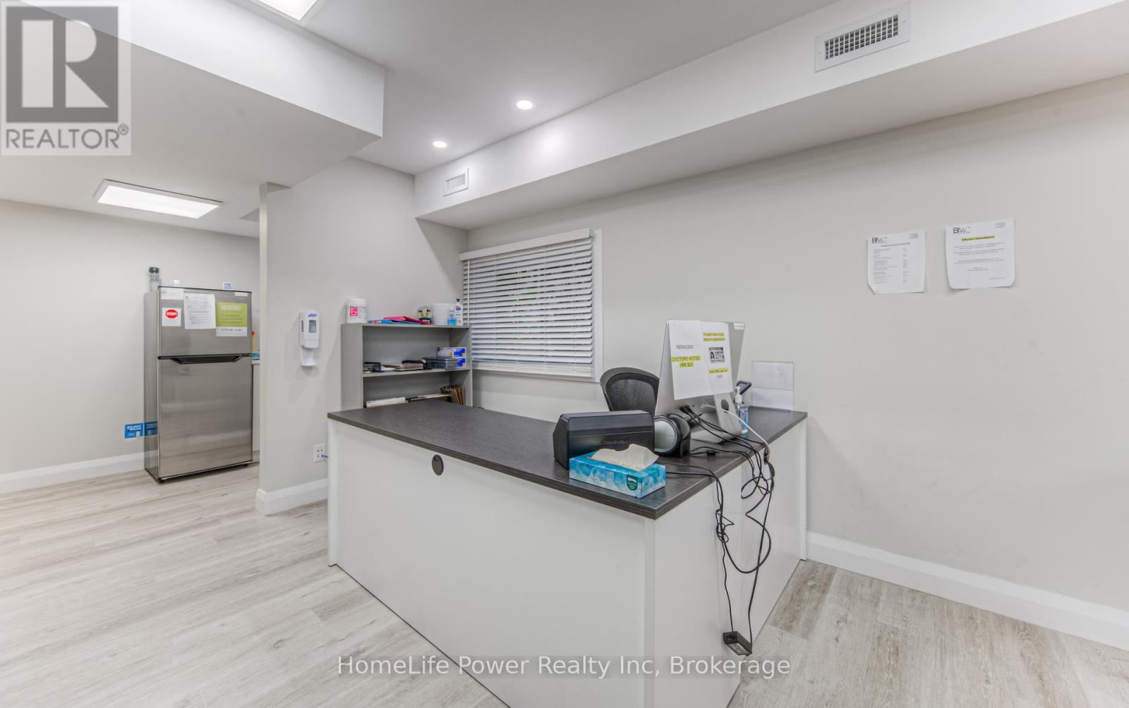 51 Benton Street, Kitchener, Ontario  N2G 3H1 - Photo 33 - X12066311