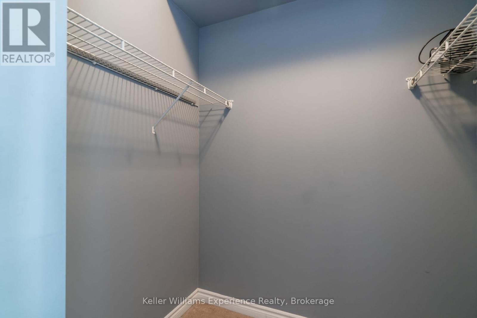 101 - 19b Yonge Street N, Springwater, Ontario  L0L 1P0 - Photo 26 - S12066360