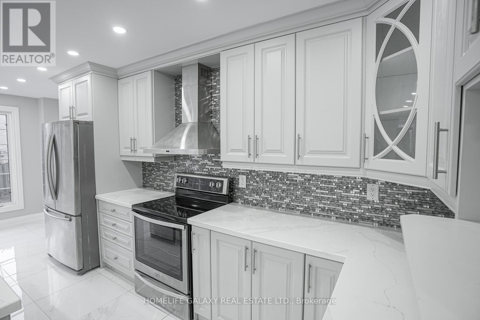 118 Dean Park Road, Toronto, Ontario  M1B 3E6 - Photo 7 - E12063450