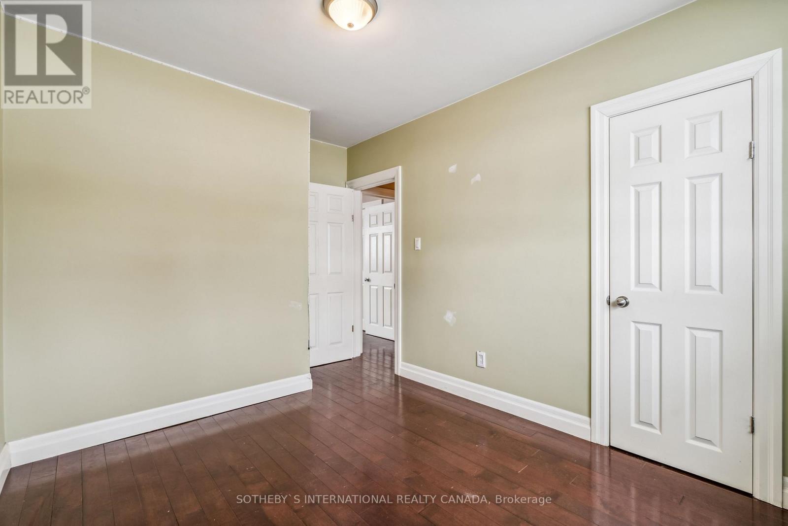 118 Queen Street, Newmarket, Ontario  L3Y 2E8 - Photo 22 - N12027096