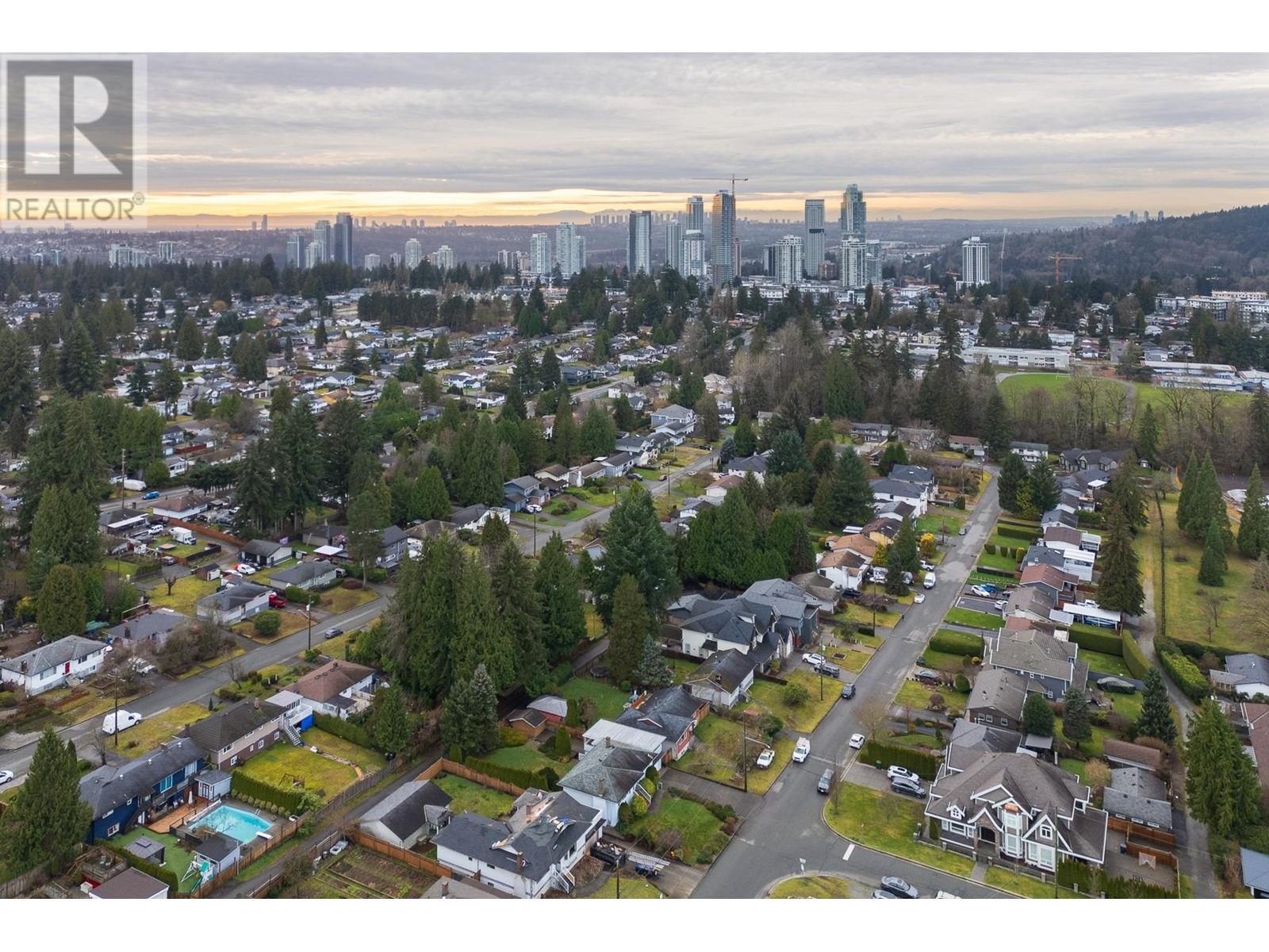 940 Spence Avenue, Coquitlam, British Columbia  V3J 4V5 - Photo 39 - R2955375