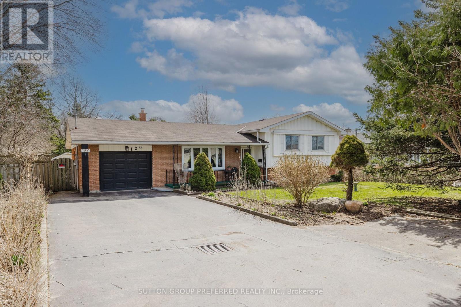 Photo 4 of 48 for 120 Fanshawe Park Road W