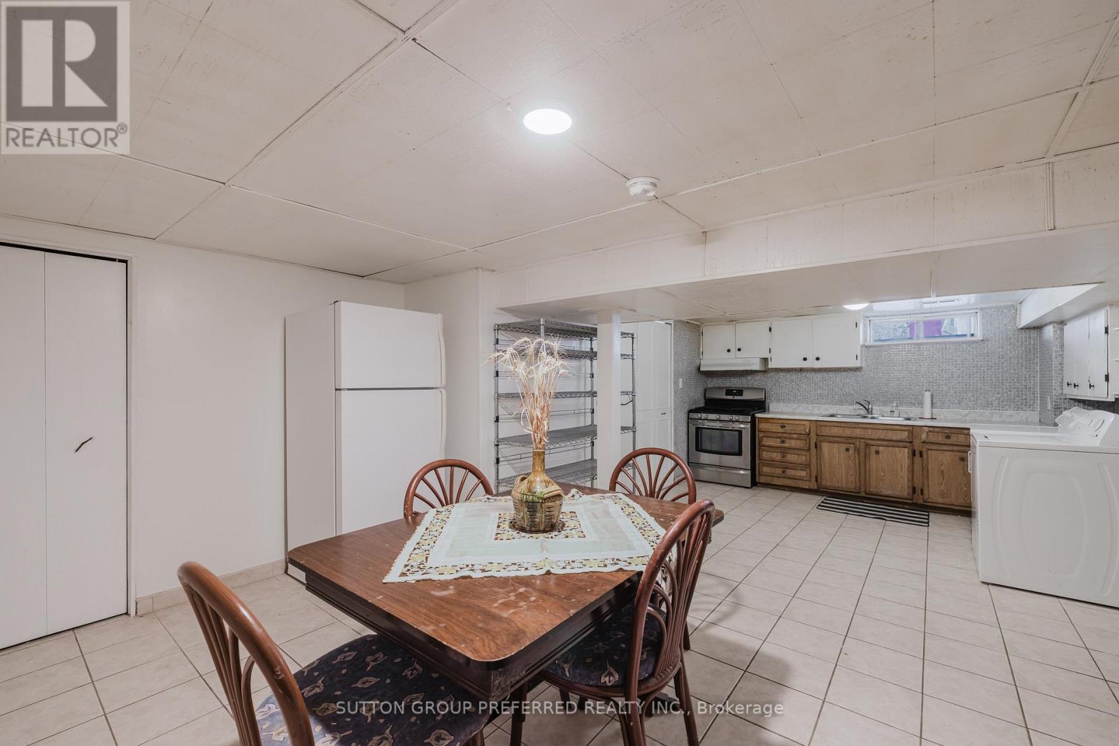 120 Fanshawe Park Road W, London, Ontario  N6G 5C4 - Photo 33 - X12065893
