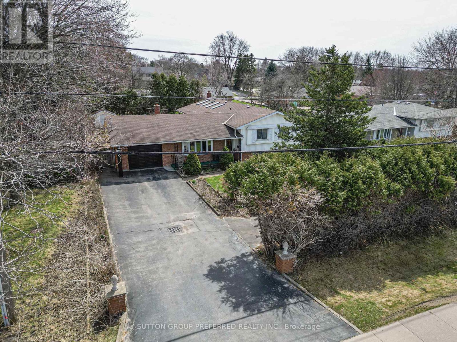 120 Fanshawe Park Road W, London, Ontario  N6G 5C4 - Photo 48 - X12065893