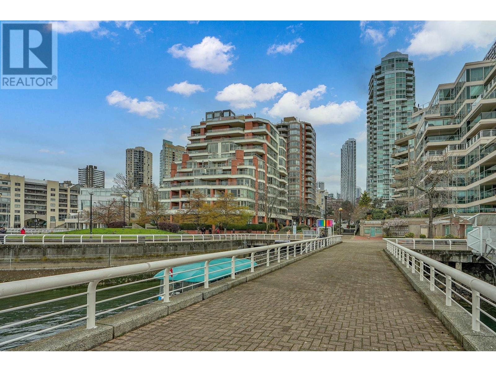 1489 Hornby Street, Vancouver, British Columbia  V6Z 1W8 - Photo 37 - R2966738