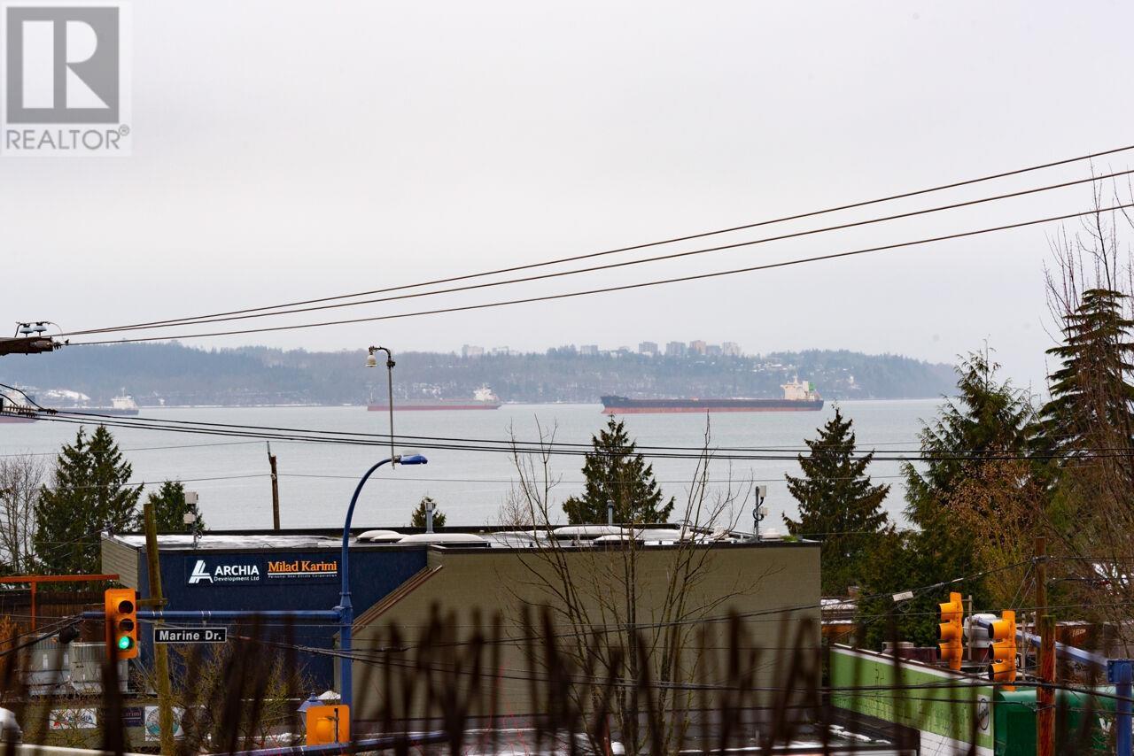 21 1180 25th Street, West Vancouver, British Columbia  V7V 0A2 - Photo 14 - R2979303