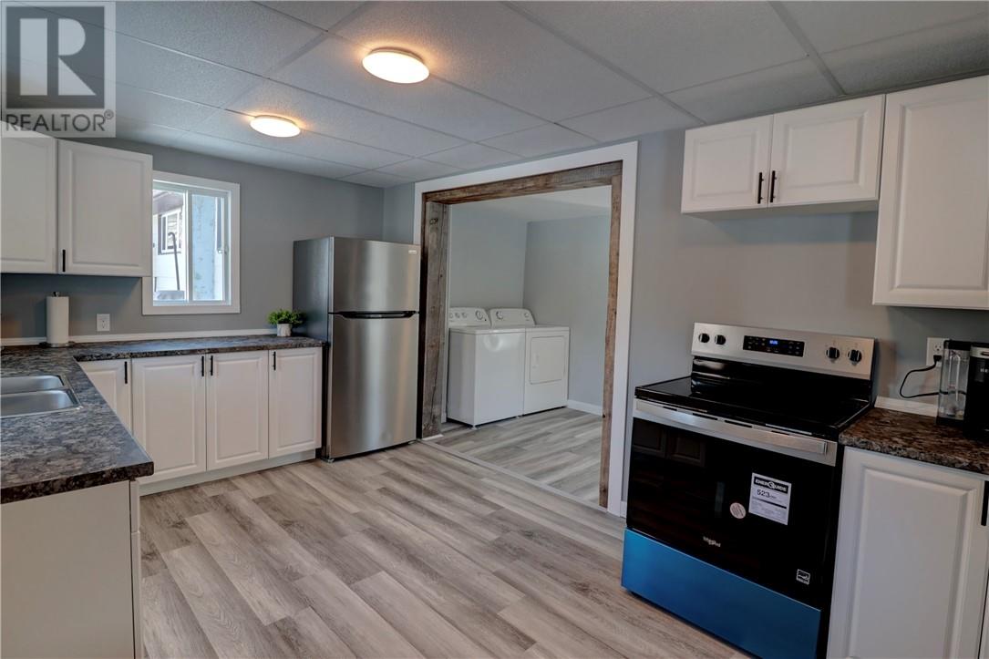 419 Aberdeen Street, Massey, Ontario  P0P 1P0 - Photo 17 - 2121552