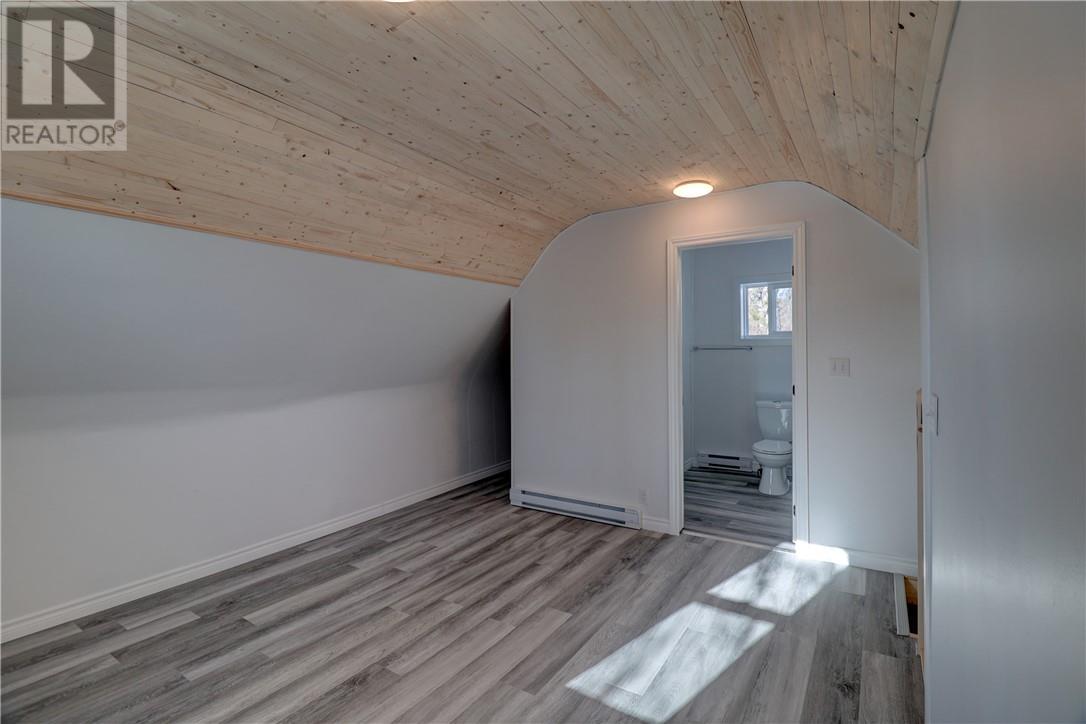 419 Aberdeen Street, Massey, Ontario  P0P 1P0 - Photo 18 - 2121552