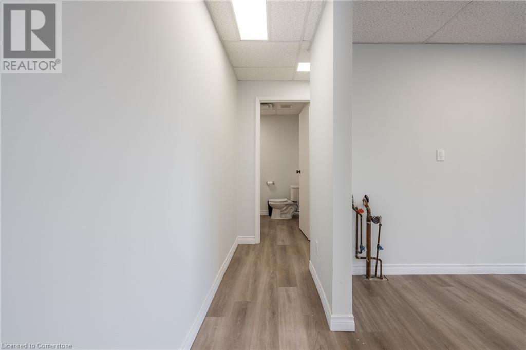 237 Parkdale Avenue N Unit# 2nd Floor, Hamilton, Ontario  L8H 5X4 - Photo 19 - 40714347