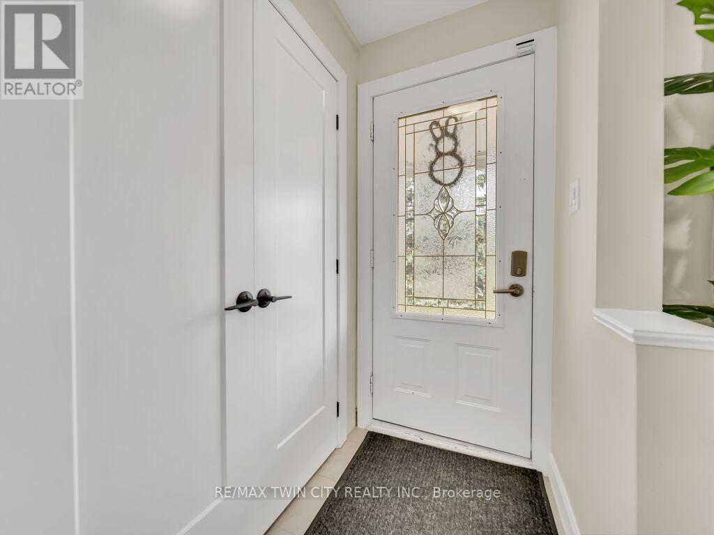Property at 75 BETTLEY CRESCENT image 3