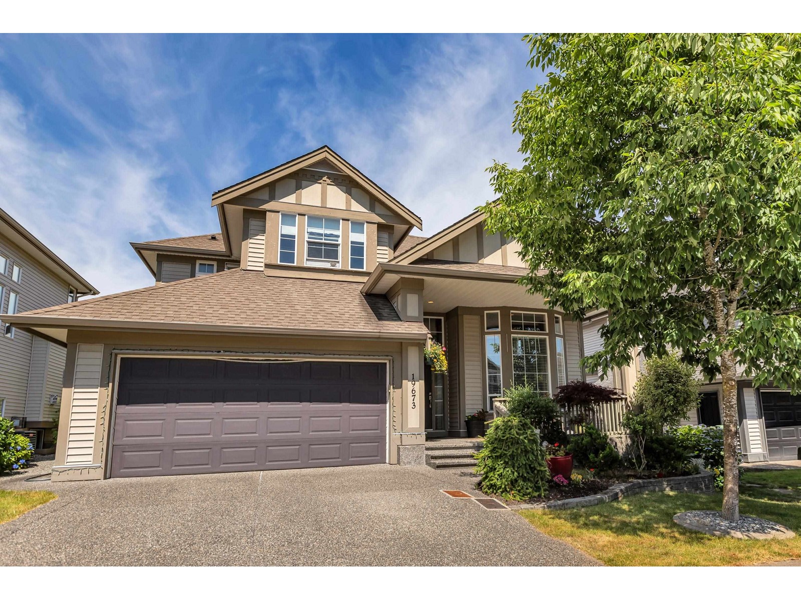 19673 68a Avenue, Langley, British Columbia  V2Y 3H2 - Photo 1 - R2986449