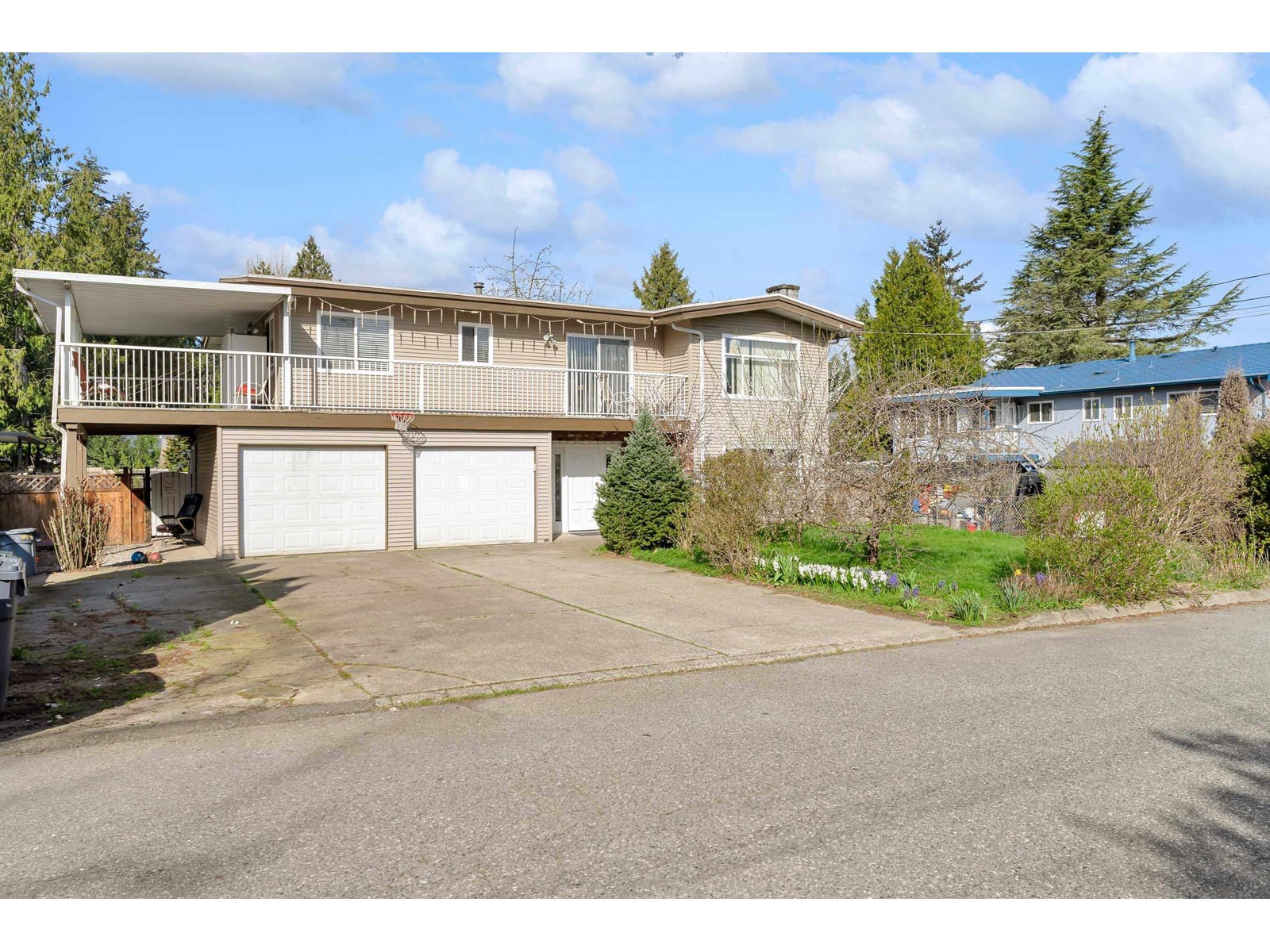 3095 Royal Street, Abbotsford, British Columbia  V2T 2J1 - Photo 3 - R2985801