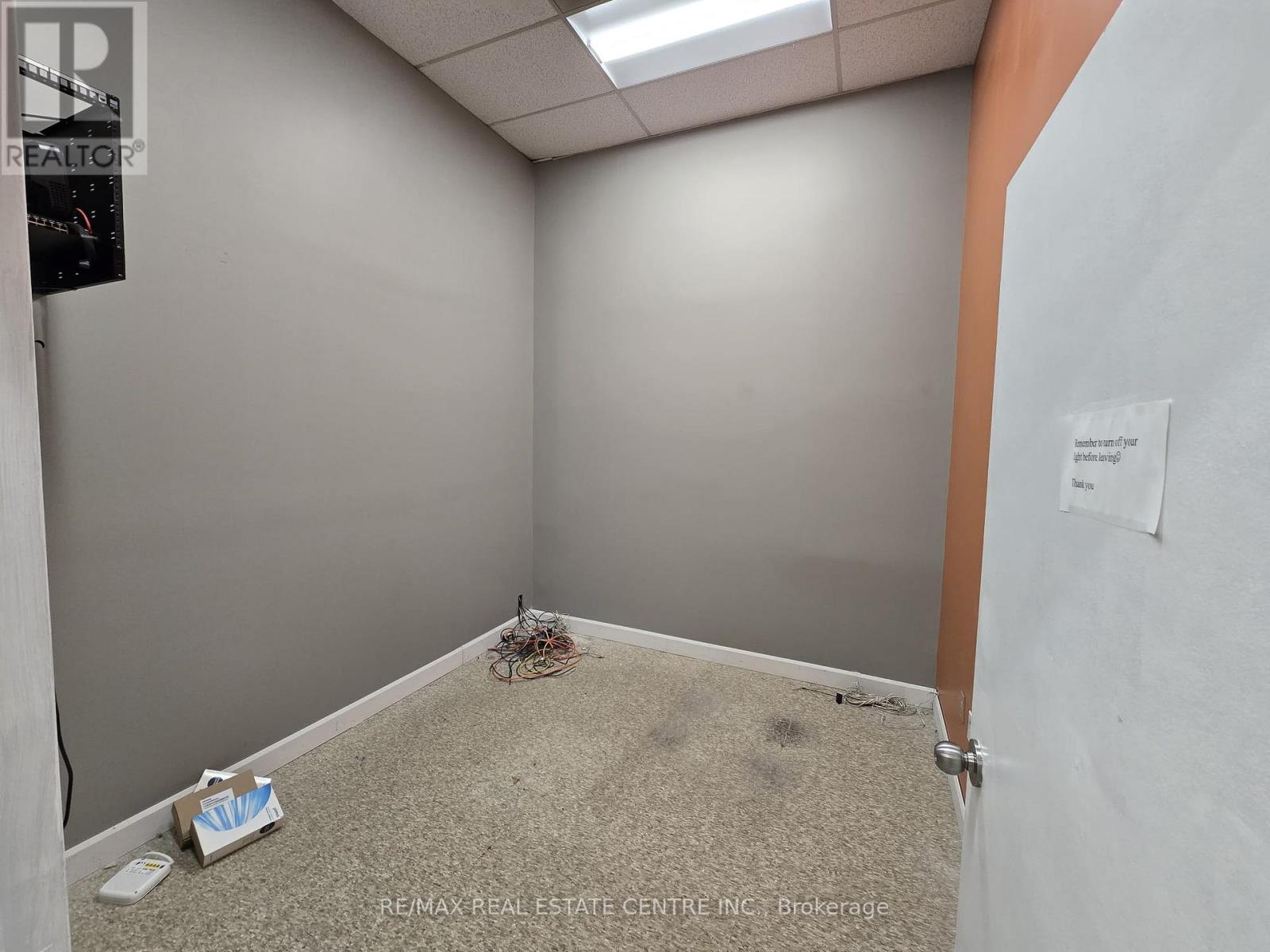Unit 3 - 30 A Kennedy Road S, Brampton, Ontario  L6W 3E2 - Photo 6 - W11975557
