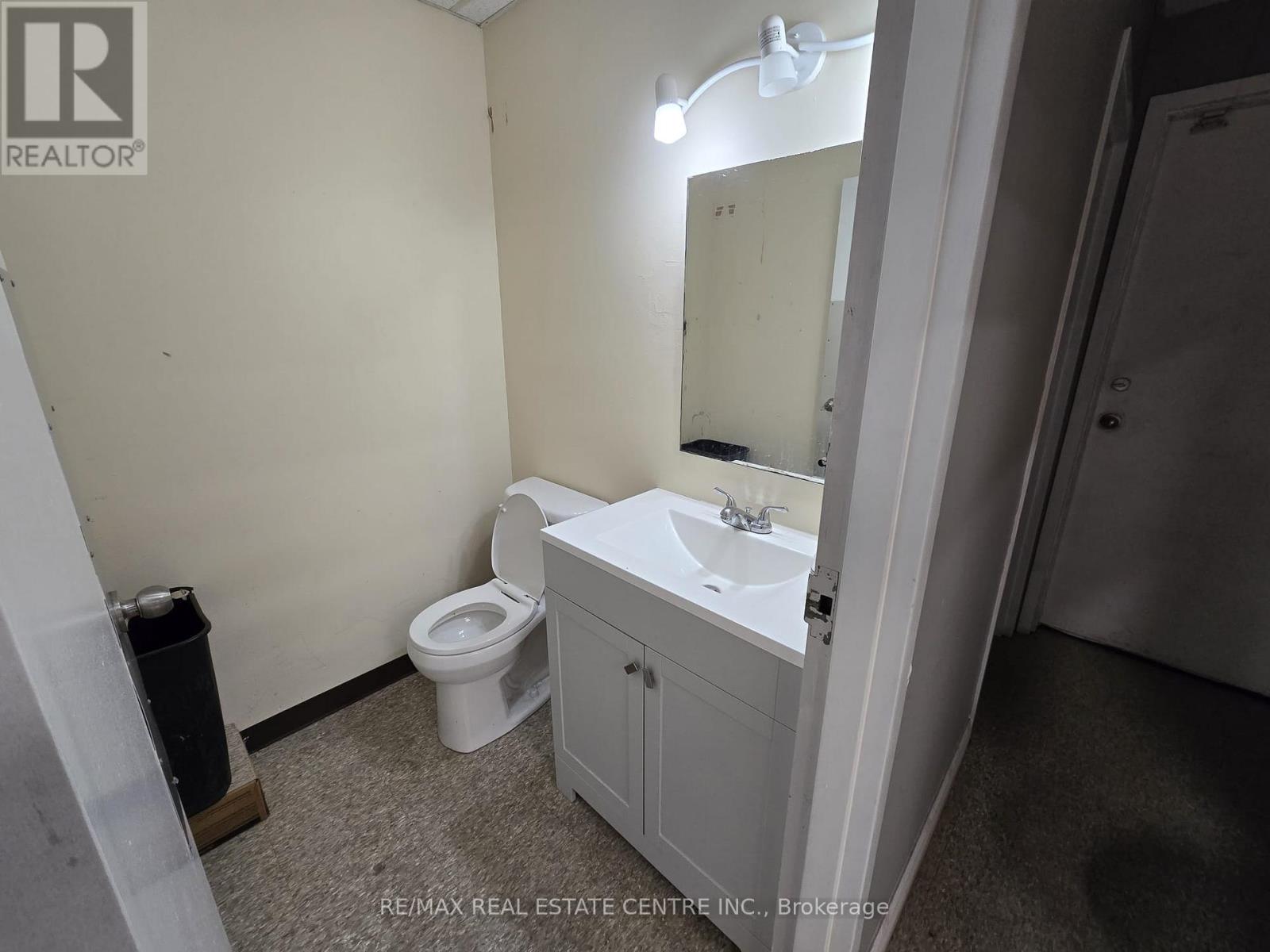 Unit 3 - 30 A Kennedy Road S, Brampton, Ontario  L6W 3E2 - Photo 8 - W11975557