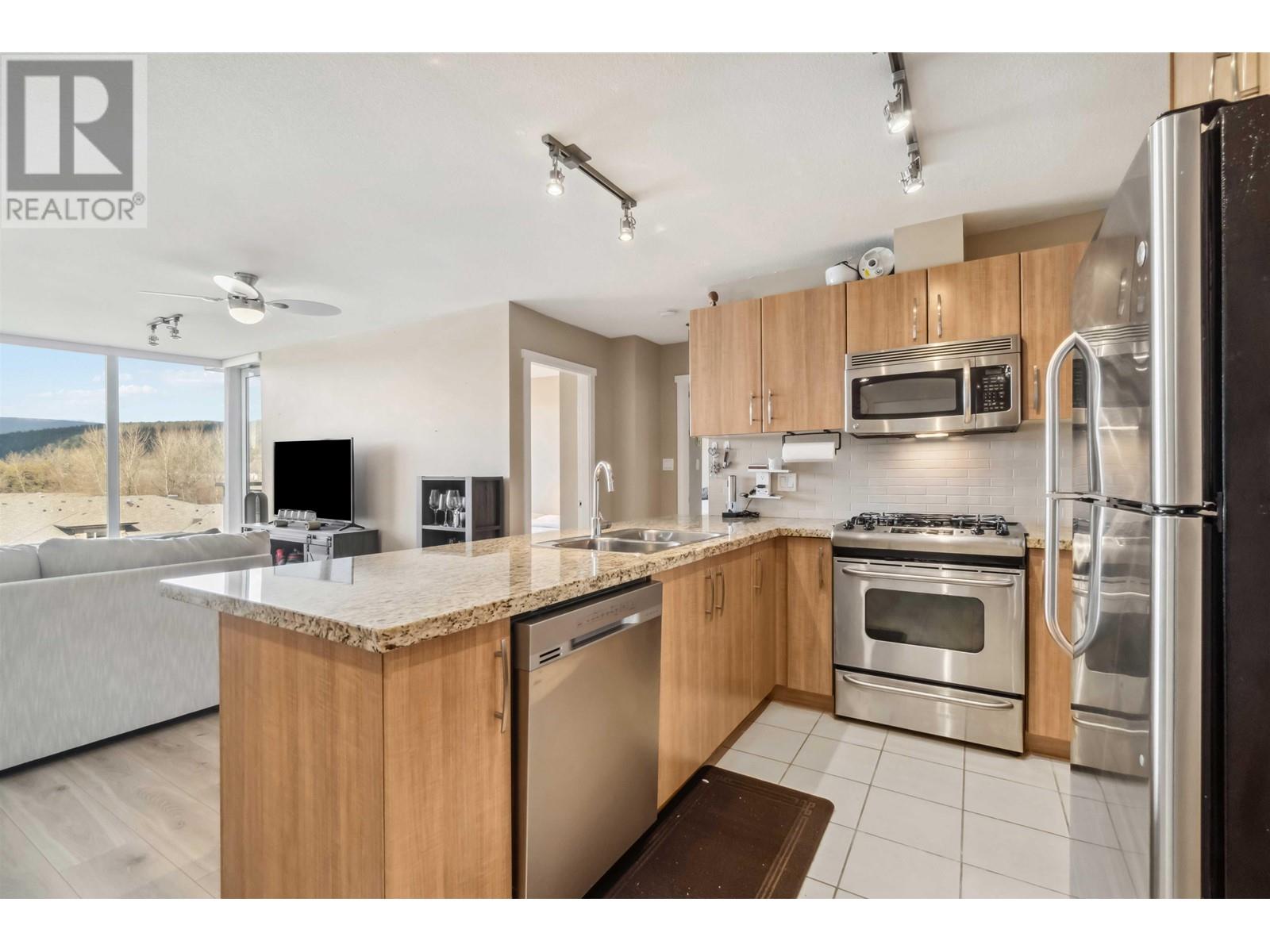 805 651 Nootka Way, Port Moody, British Columbia  V3H 0A1 - Photo 12 - R2979170