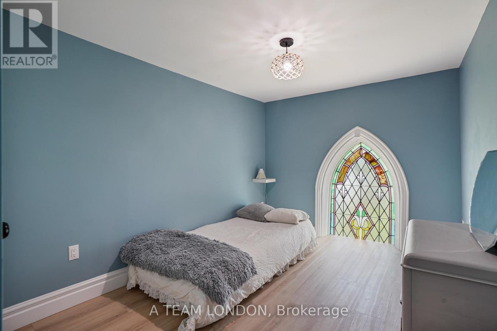 10096 Iona Road, Southwold, Ontario  N0L 1P0 - Photo 20 - X12066482