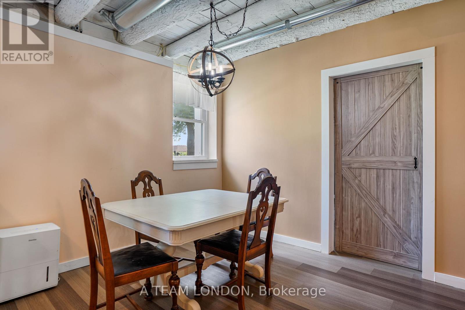 10096 Iona Road, Southwold, Ontario  N0L 1P0 - Photo 32 - X12066482