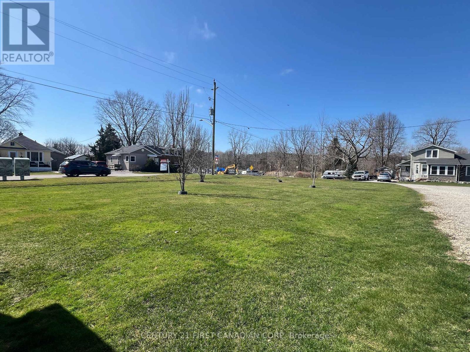 337 Elizabeth Street, Central Elgin, Ontario  N5L 1B3 - Photo 3 - X12066514