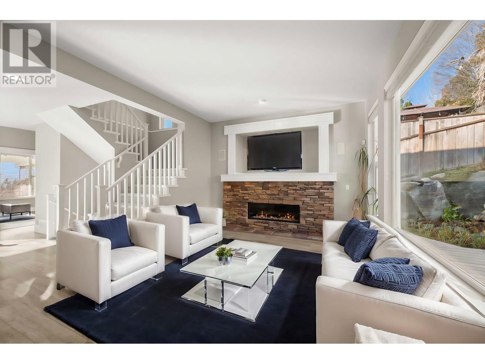 14 Birchwood Crescent, Port Moody, British Columbia  V3H 5H7 - Photo 4 - R2962746