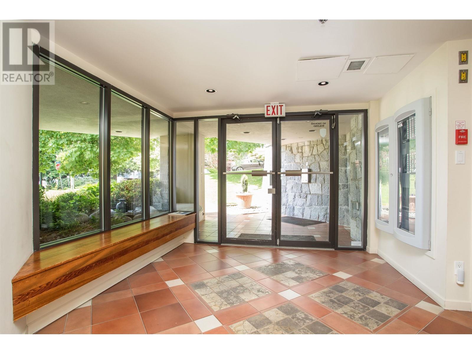 408 1689 Duchess Avenue, West Vancouver, British Columbia  V7N 1P7 - Photo 26 - R2986649