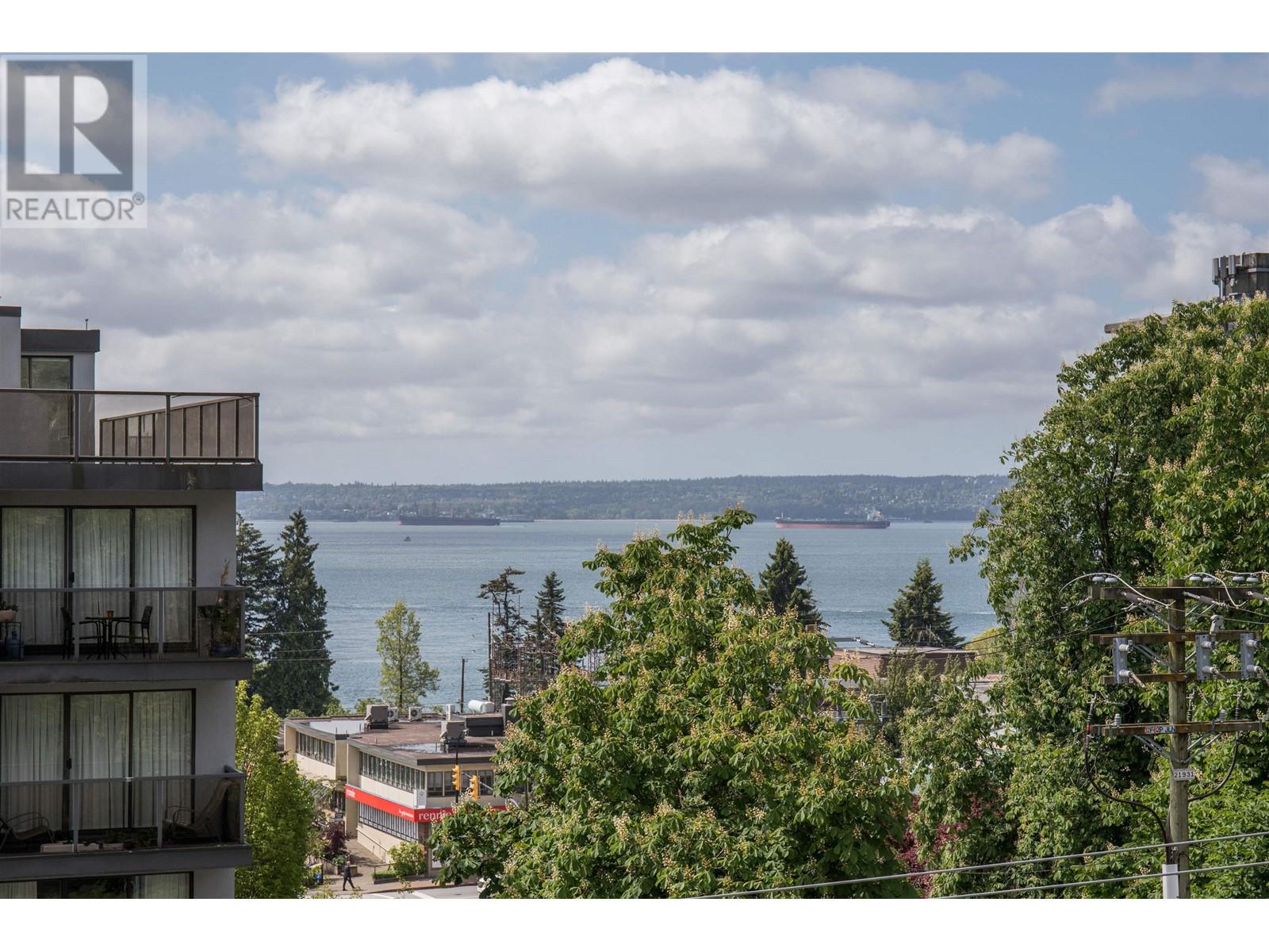 408 1689 Duchess Avenue, West Vancouver, British Columbia  V7N 1P7 - Photo 9 - R2986649