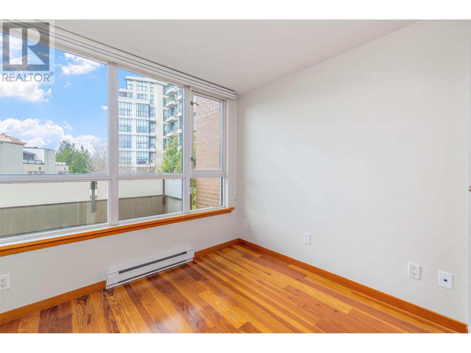 207 10 Renaissance Square, New Westminster, British Columbia  V3M 7B1 - Photo 19 - R2986665