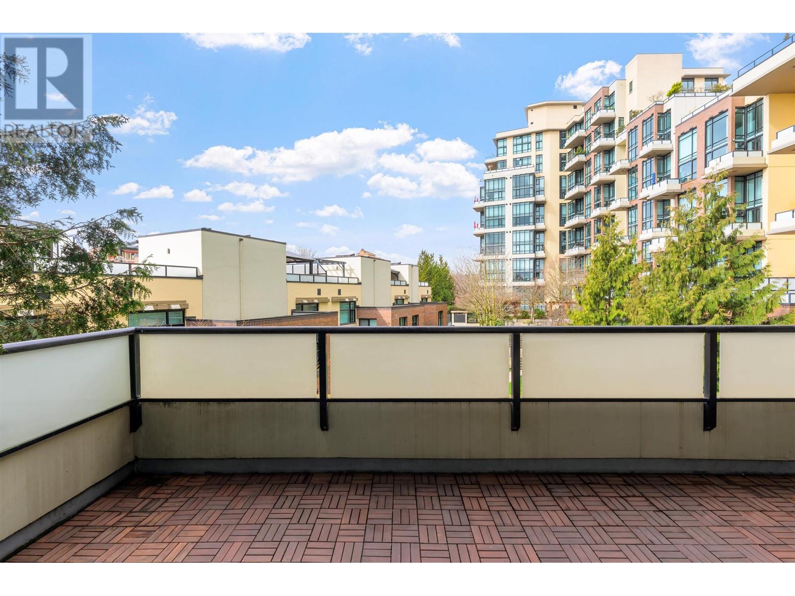 207 10 Renaissance Square, New Westminster, British Columbia  V3M 7B1 - Photo 29 - R2986665